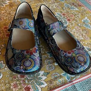 Alegria Multicolor Patterned Women's Flats
